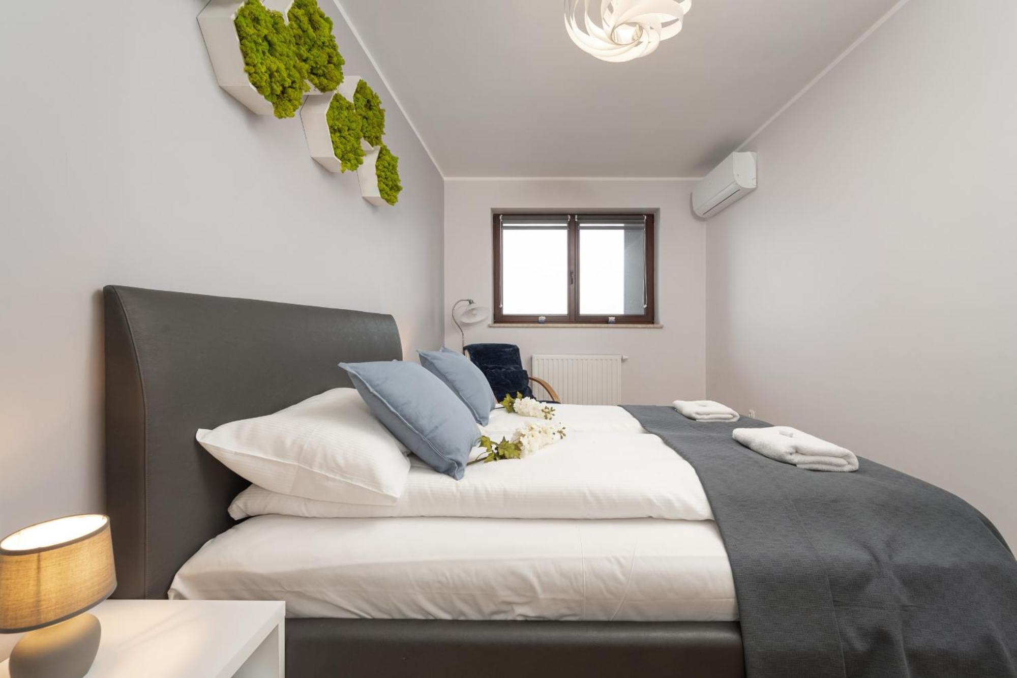 Comfortable Apartment Krakowska Wroclaw With Free Parking By Noclegi Renters ภายนอก รูปภาพ