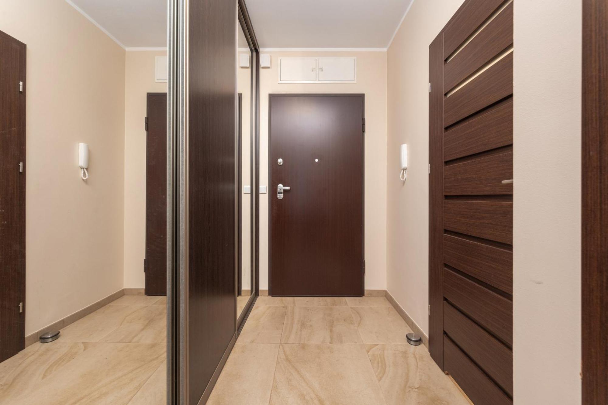 Comfortable Apartment Krakowska Wroclaw With Free Parking By Noclegi Renters ภายนอก รูปภาพ