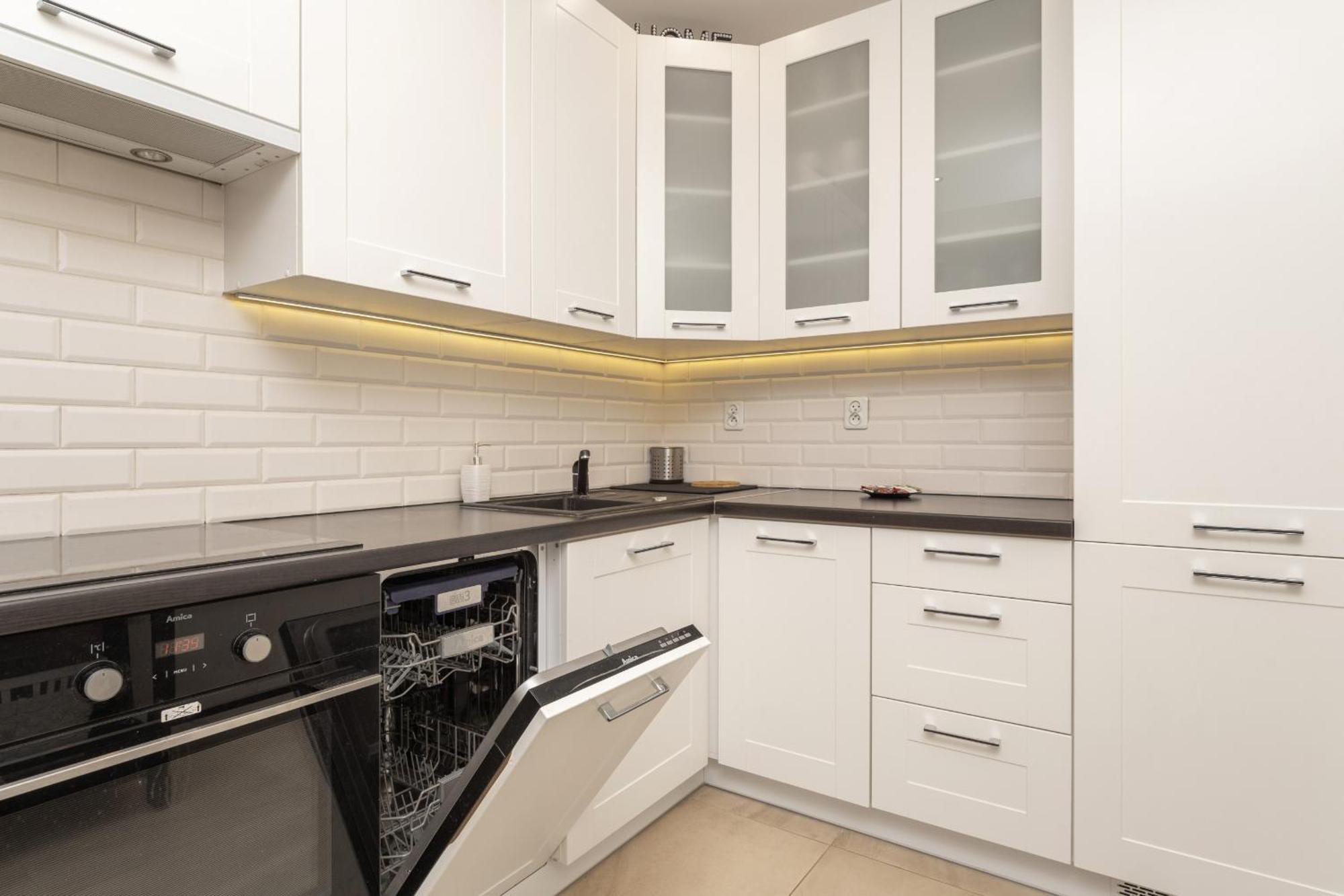 Comfortable Apartment Krakowska Wroclaw With Free Parking By Noclegi Renters ภายนอก รูปภาพ