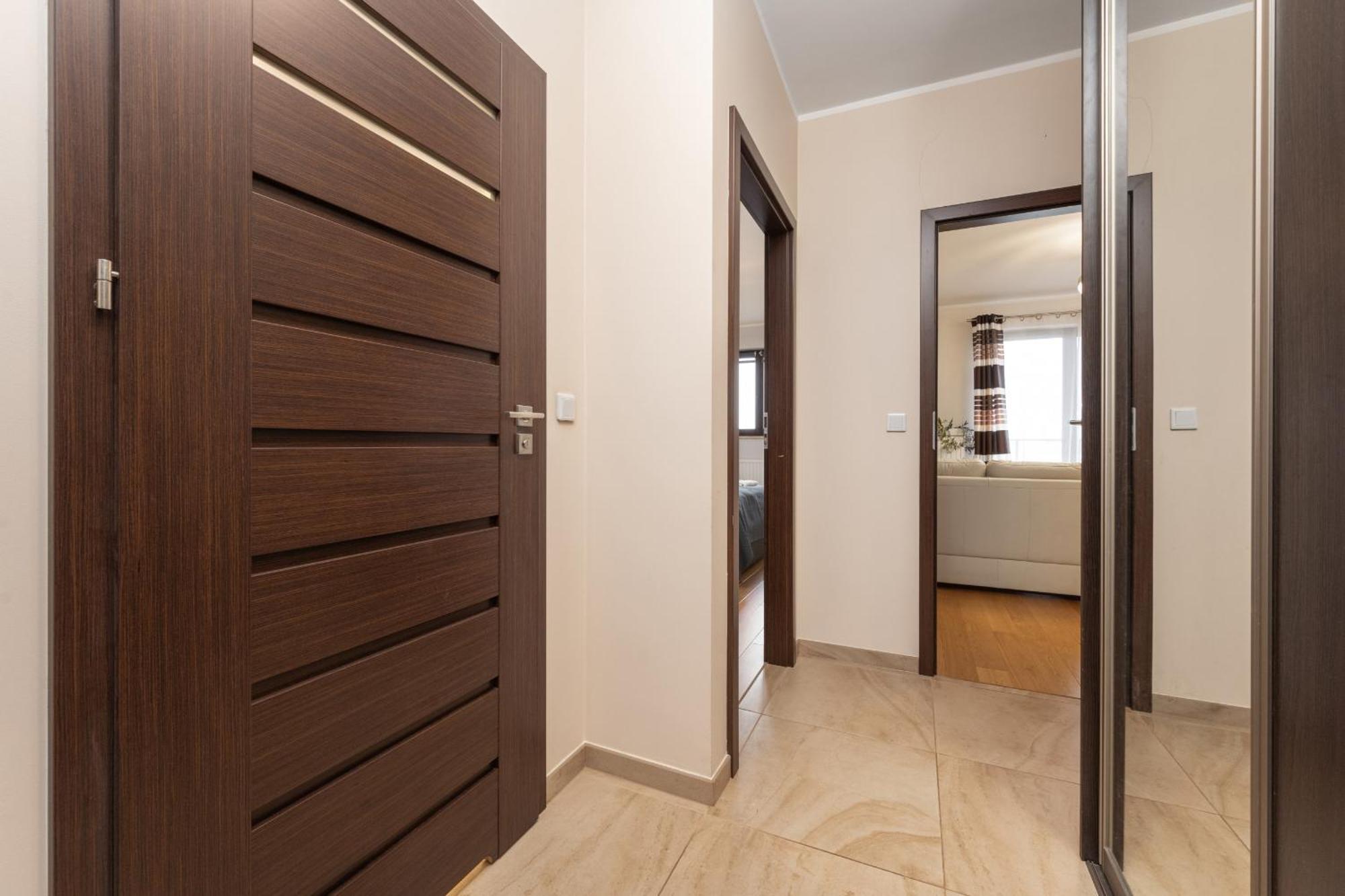 Comfortable Apartment Krakowska Wroclaw With Free Parking By Noclegi Renters ภายนอก รูปภาพ